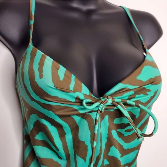 Victoria's Secret Green Pushup Padded Tankini Swim Top Underwire Bra Size 36C - Picture 2 of 5